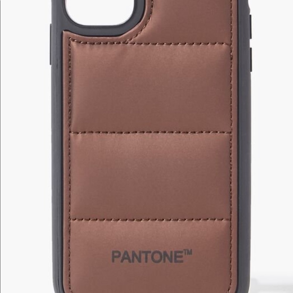 Brown Pantone iPhone 11 puffer case